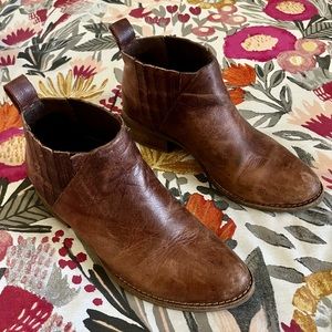 Matisse Brown Leather Ankle Boots